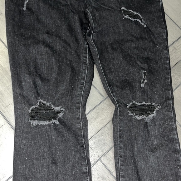 OLD Navy 8 SHORT Pop Icon Skinny Mid Rise - Picture 3 of 9